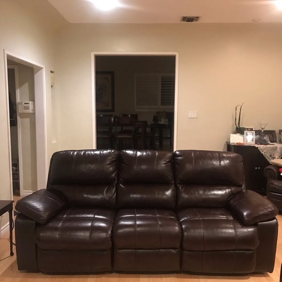 Reclining couches (2) - Picture 1 of 8